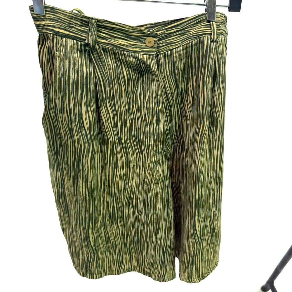 DeVille green & cream stripe print culotte skimmer shorts